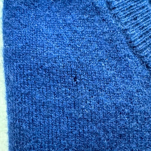 Club Room Estate 100% Cashmere Sweater (Imperfect) - Picture 6 of 9